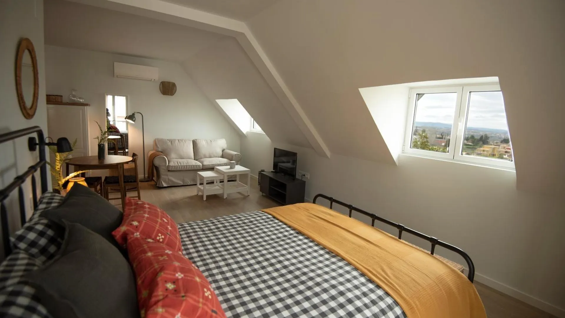 Apartamentos La Guardilla Monachil